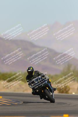 media/Nov-06-2023-Moto Forza (Mon) [[ce023d0744]]/3-Intermediate Group/Session 3 (Turn 5)/